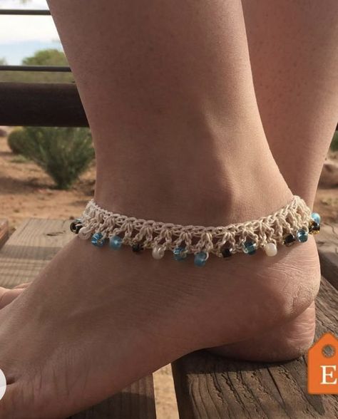 Crochet Ankle Bracelets, Crochet Sandals Free Pattern, Bohemian Crochet Jewelry For Beach, Macrame Ankle Bracelet, Anklet Crochet, Crochet Anklet, Crochet Bracelet Patterns, Bohemian Hand-strung Anklets For Beach, Diy Crochet Bracelet