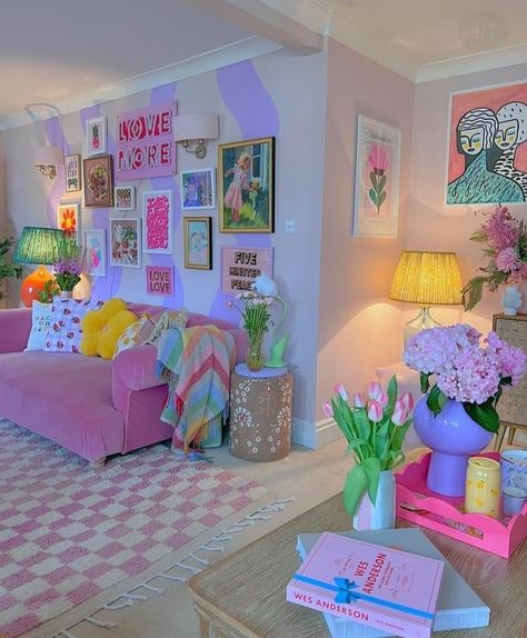 Colourful Room Aesthetic, Dopamine Apartment, Cute Cottage Interior, Preppy Rooms, Funky Living Rooms, Colourful Living Room Decor, Pastel Home Decor, Colorful Apartment, Chill Room