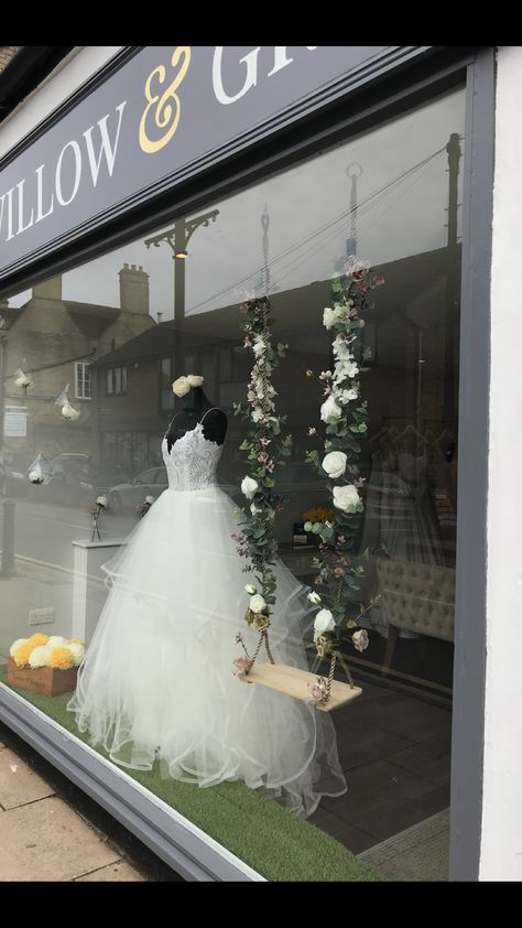 Wedding Shop Window Display, Bridal Window Display Ideas, Bridal Store Window Displays, Bridal Shop Window Display, Bridal Window Display, Wedding Window Display, Dress Display Ideas, Bridal Display, Bridal Shop Interior