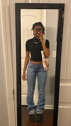 Jeans On Black Women, Dark Wash Jeans Outfit Black Women, Tall Girl Outfits Black Women, Black Jeans Outfit Black Women, What To Wear With Bell Bottom Jeans, Jean Outfit Black Women, Dark Washed Jeans Outfit, Fashion Outfits Black, Girls Jeans Outfit