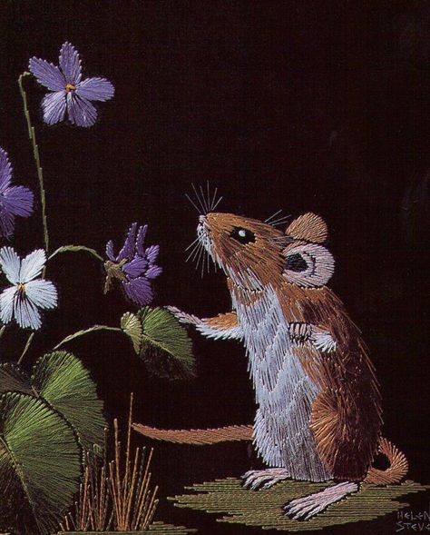 ♒ Enchanting Embroidery ♒ embroidered mouse | Helen Stevens' amazing thread painting Landscape Quilting, Thread Sketching, T-shirt Broderie, Machine Work, Illustration Photo, Thread Art, Thread Painting, Animal Embroidery, Silk Ribbon Embroidery