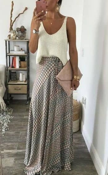 29 Glamorous Summer Outfits Moda Over 50, Moda Over 40, Daily Dress Me, Look Boho Chic, Skirt Ideas, Boho Mode, Mode Hippie, Maxi Rok, Mode Boho