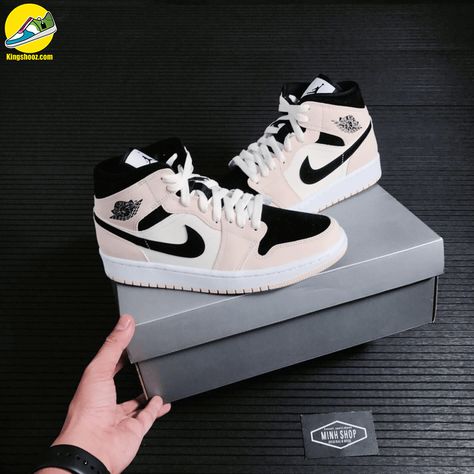 Air Jordan 1 Mid Barely Orange Check more at https://kingshooz.com/product/air-jordan-1-mid-barely-orange/ Jordan 1 Mid Barely Orange, Air Jordans Shoes, Jordans Shoes, Nike Air Force 1 Custom, Nike Air Jordan Shoes, Brand Sneakers, Unique Sneakers, Air Force 1 Custom, Shoes Nike Air