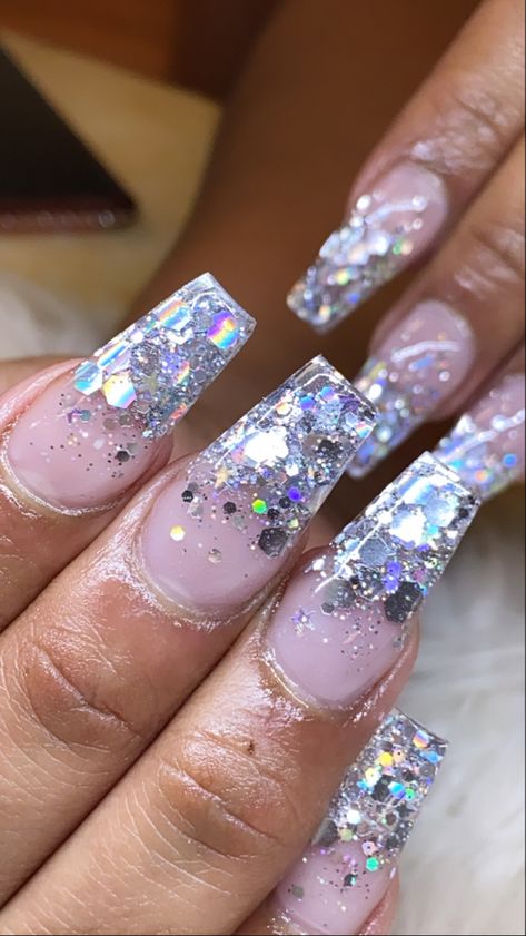 #glitter #ombrenails #sparkle Glitter Bridal Nails, September Nails Art, Medium Nails, September Nails, Ombre Glitter, Glitter Ombre, Bridal Nails, Gorgeous Nails, Ombre Nails