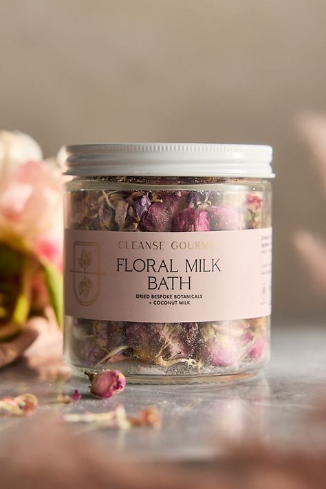 Small batch blended in Aiken, South Carolina, this gentle, skin-softening bath soak pairs coconut milk powder with hand-dried flowers. A light vanilla fragrance makes for a soothing, spa-like experience. How to use: Add 2 scoops to running warm bathwater using the included gold spoon. About Cleanse Gourmet: Focused on fresh infusions to feed your skin, Cleanse Gourmet offers indulgent skincare products inspired by founder and creator Maggie’s love for the sea, eclectic style, and obsession with Floral Milk Bath, Bath Salts Diy Recipes, Vine Fruit, Aiken South Carolina, Bath Salts Diy, Gold Spoon, Coconut Milk Powder, Floral Bath, Flower Bath