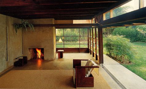 Kings Road House / Rudolf Schindler Mid Century Backyard, Kitchen 2025, Schindler House, Modernist Architects, Casas The Sims 4, Architect House, Whistler, Kazan, Wooden Furniture