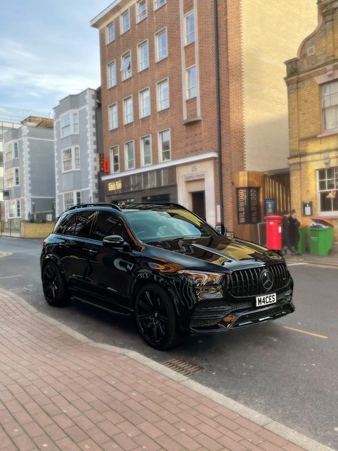 Blacked out 
murdered out 
Revere 
WC4 
Modified GLE 
V167 GLE 
AMG 63s 
GLE on 23s Mercedes Gle Suv, Mercedes Benz Gle Coupe, Benz Suv, Black Mercedes Benz, Mercedes C63 Amg, Mercedes Gle, Murdered Out, Mercedes Suv, New Ferrari