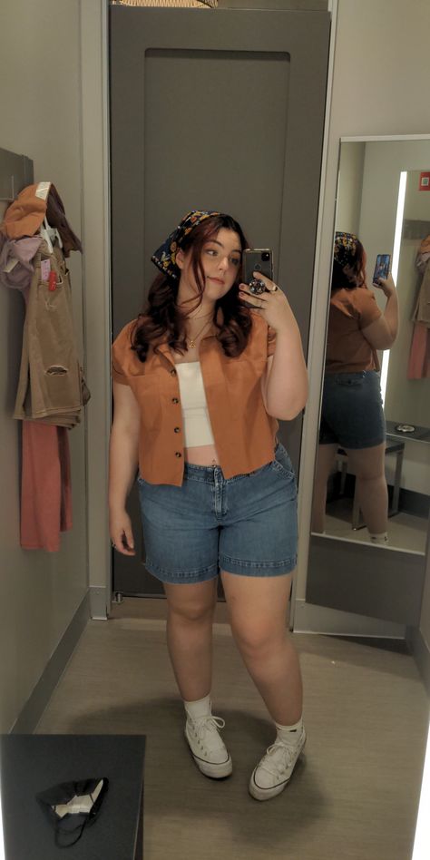 Midsize Picnic Outfit, T Shirt With Midi Skirt, Heavy Chested Outfits, 90s Fashion Outfits Plus Size Casual, Flannel With Overalls, Jorts Summer Outfits Midsize, Midsize Outfit Ideas Summer, Baggy Outfits Midsize, Style Inspiration For Curvy