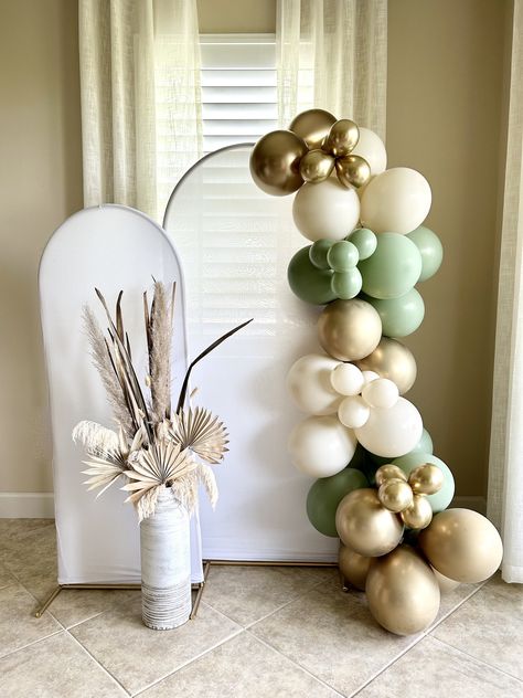 Balloon Garland Half Arch, Gold Arch Backdrop With Balloons, Eucalyptus Engagement Party Decor, Simple Balloon Arch Backdrop, Sage And Gold Decor, Small Balloon Decor, White And Green Balloon Garland, Sage Green Graduation Party Decorations, Sage Green And Gold Bridal Shower Ideas