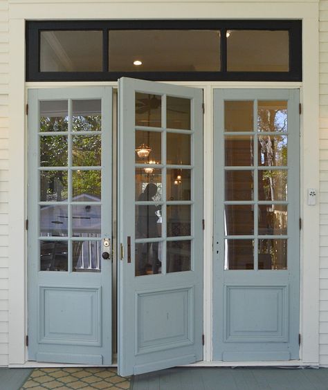 I like the french doors with lots of glass to let in light in the MB Sliding Glass Door Coverings, Painted French Doors, Glass Door Coverings, Painted Porch, Pintu Interior, Painted Interior Doors, Fixer Upper Home, Sliding French Doors, Door Coverings