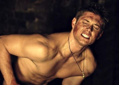 Jensen Ackles Shirtless, Jesen Ackles, Jensen Ackels, Jensen Ackles Jared Padalecki, Supernatural Wallpaper, Supernatural Jensen, Supernatural Pictures, Supernatural Dean Winchester, Winchester Supernatural