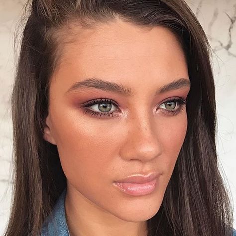 #australianmakeupartist #makeupartisit #miaconnor #australianbeautyblogger Make Up Inspiration, Makeup Is Life, Best Makeup Artist, Simple Look, Nude Makeup, Full Face Makeup, Beauty Makeup Tips, Bridesmaid Makeup, Makeup Designs