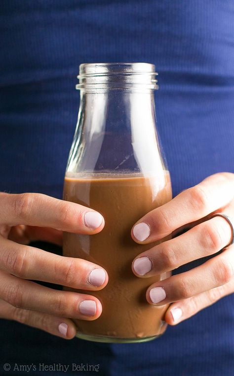 Skinny Dark Chocolate Peppermint Coffee Creamer Mocha Coffee Creamer Recipe, Peppermint Coffee Creamer, Sugar Free Coffee Creamer, Homemade Peppermint Mocha, Peppermint Mocha Creamer, Mocha Creamer, Healthy Coffee Creamer, Diy Coffee Creamer, Dairy Free Coffee Creamer