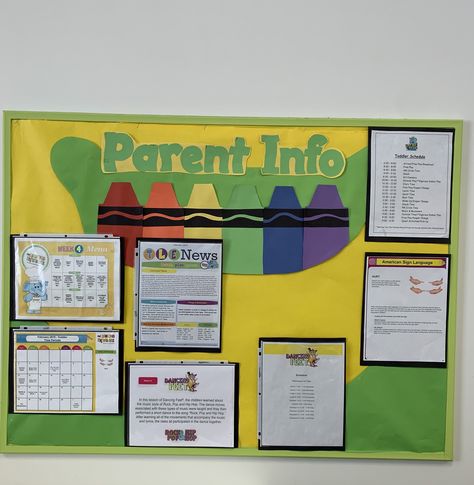 Weekly Learning Board, Pre K Parent Information Board, Bulletin Board Ideas For Parent Info, Parent Boards Preschool, Pre K Parent Board, Kindercare Classroom Prek, School Parent Bulletin Boards, Bulletin Board For Parents, Parent Notice Board Childcare