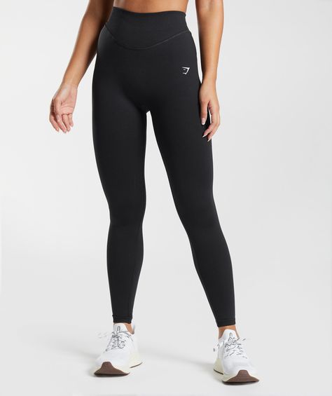 Black Gym Leggings, Gym Hoodie, Gymshark Leggings, Embrace It, Black Seamless, Womens Workout Outfits, Cute Comfy Outfits, Gym Leggings, Black Sports Bra