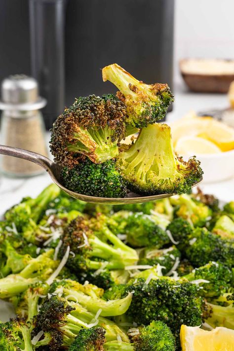 eating Air Fryer Broccoli using a spoon. Honey Broccoli, Broccoli In Air Fryer, Air Fryer Broccoli, Princess Pinky Girl, Pinky Girl, Broccoli Recipe, Hot Honey, Broccoli Recipes, Onions