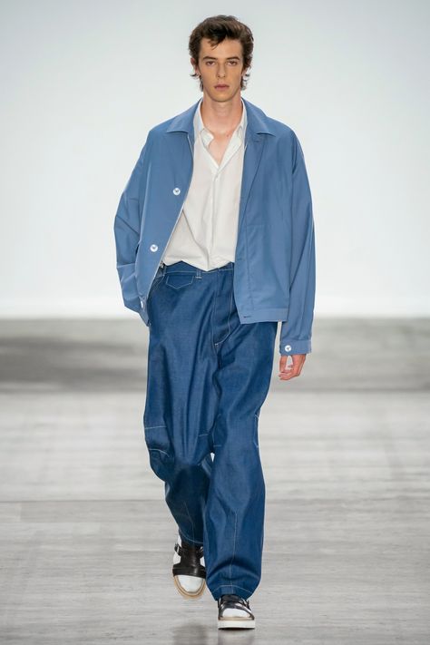 Runway Men, Menswear 2020, Menswear Runway, Minimal Look, Menswear Fashion Show, Fashion Menswear, Menswear Fashion, Male Fashion, Menswear Collection