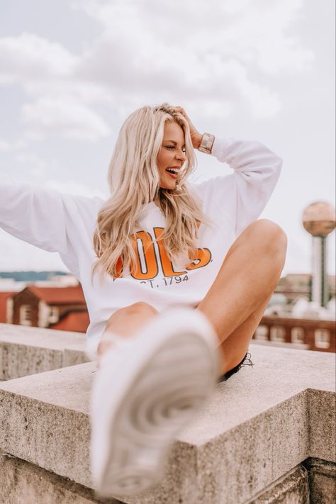 Football Game Outfits, Game Day Looks, College Gameday Outfits, Cute Game, Go Vols, Tennessee Football, Game Outfit, Football Game Outfit, Game Day Outfit