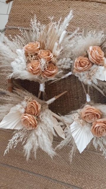 Bride Bouquet With Pampas, Bohemian Bridesmaid Bouquet, How To Make A Boho Wedding Bouquet, Simple Bridesmaid Bouquets Boho, Sweetheart Table Wedding Boho, Entourage Flowers, Boho Bridesmaid Bouquet, Bohemian Bridal Bouquet, Boho Bouquets