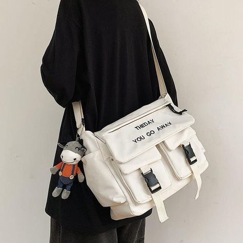 New product: Large Capacity Men's Casual Messenger Bag 👉🏽👉🏽 https://nuel.ink/yyh4C2 Mens Tops Fashion, Oxford Boots, Backpack Travel Bag, Estilo Hip Hop, Mode Masculine, Messenger Bag Men, Nylon Bag, Casual Bags, White Bag