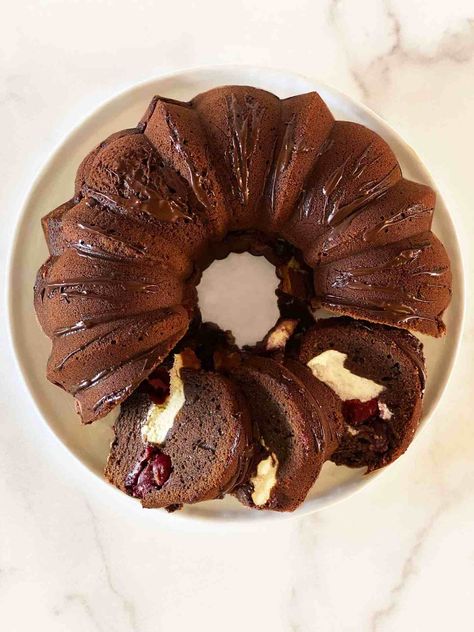 Black Forest Bundt Cake Recipe, Black Forest Bundt Cake, Bundt Cake Mix, Bunt Cake Recipe, Tube Pan, Cream Cheese Frosting Cake, Mini Bundt Cakes, Chocolate Bundt Cake, Cakes Recipes