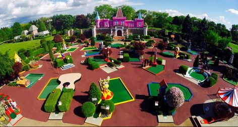 Discover a challenging mini golf course in Illinois that is the most elaborate in the country. Check out what makes this attraction to cool. Golf Card Game, Dubai Golf, Crazy Golf, Golf School, Miniature Golf Course, Mini Golf Course, Golf Rules, Miniature Golf, Best Golf Courses