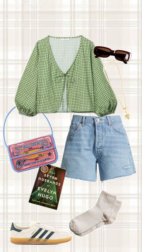 Green bow tie gingham shirt, Jean short jorts, adidas gazelle, gold jewelry, vintage sunglasses, booktok, staud sardine purse, outfit ideas, trendy that girl cool girl clothes fashion Purse Outfit Ideas, Short Jorts, Curvy Fashion Summer, Outfit Ideas Trendy, Blouse Y2k, Gingham Outfit, Purse Outfit, Outfit Inso, Green Bow Tie