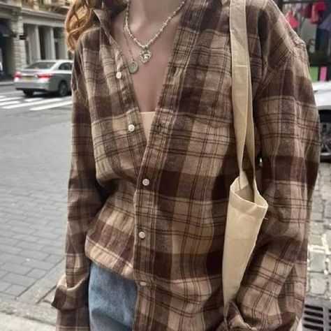 Bought And Never Worn Super Soft And Amazing Quality Not Sold Online/In Stores Anymore Easy Clothing Styles Outfit, Simple Womens Style, Half Button Up Shirt Outfit, Brown Fannels Shirts Outfits, Fall Shirts Aesthetic, Brown Flannel Aesthetic, Brown Plaid Button Up Outfit, Girly Flannel Outfits, Small Town Outfits Style