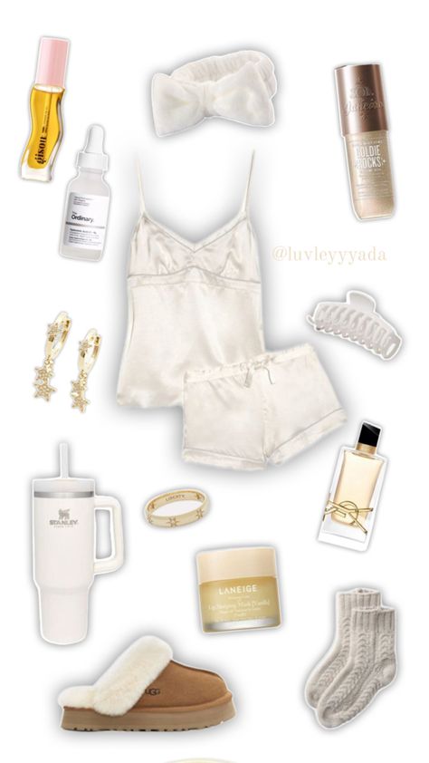 Beige,white,brown and yellow color scheme pajamas inspo 4 you!! Cozy Beige Sleepwear For Pajama Party, Beige Casual Pajama Party Sets, Cozy White Pajama Party Sets, Vanilla Girl Pajamas, Dollette Coquette Pajamas, Yellow Colour Scheme, Stockholm Fashion, Girls Pajamas, Yellow Color