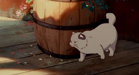 Ponyo loves ham! Cat Studio Ghibli, Studio Ghibli Gif, Ghibli Gif, Whisper Of The Heart, Le Vent Se Leve, The Cat Returns, Anime I, Anime Gifs, Ghibli Movies