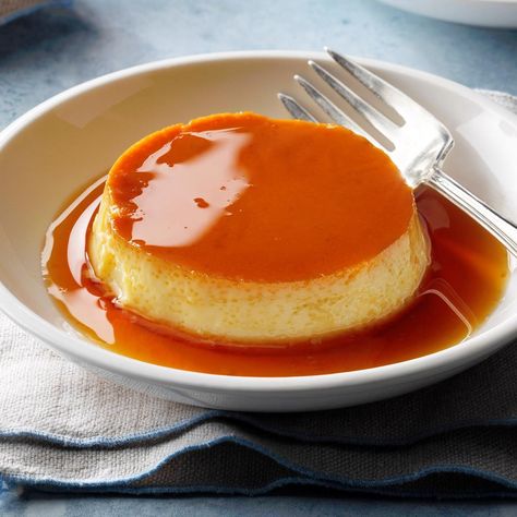 Baked Custard Recipe, Caramel Custard Recipe, Custard Dessert Recipes, Custard Recipe Easy, Flan Dessert, Easy Custard, Caramel Custard, Caramel Flan, كريم كراميل