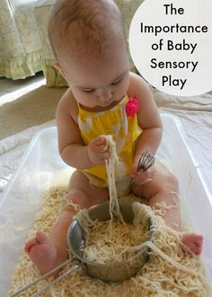 Sensory Play For Babies, Edible Sensory Play, Sensory Play Toddlers, Baby Sensory Play, Baby Play Activities, Baby Learning Activities, Baby Activities, Baby Sleep Problems, Toddler Play