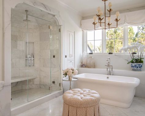 Chateau Interior Modern, French Chateau Bathroom, English Country Bathroom, French Provincial Bathroom, Modern French Chateau, French Chateau Style Homes, Modern Chateau, French Chateau Homes, French Colonial Style