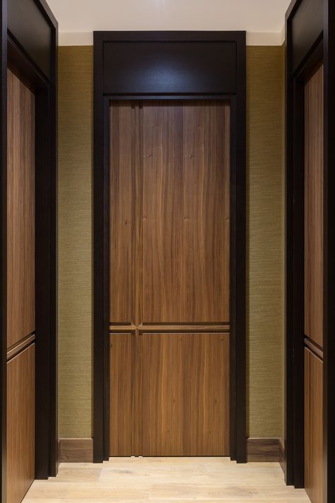 Panel Door Design, Main Doors, Contemporary Interior Doors, Flush Door Design, Door Makeover Diy, Modern Entrance Door, Wooden Sliding Doors, Main Entrance Door Design, Lobby Interior Design