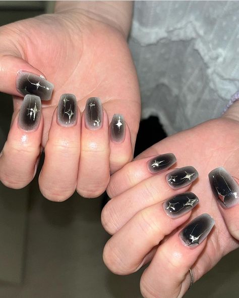 Black Silver Nails, Halo Nails, Minimal Nails Art, Asian Nails, Punk Nails, Hippie Nails, Goth Nails, Grunge Nails, Minimal Nails