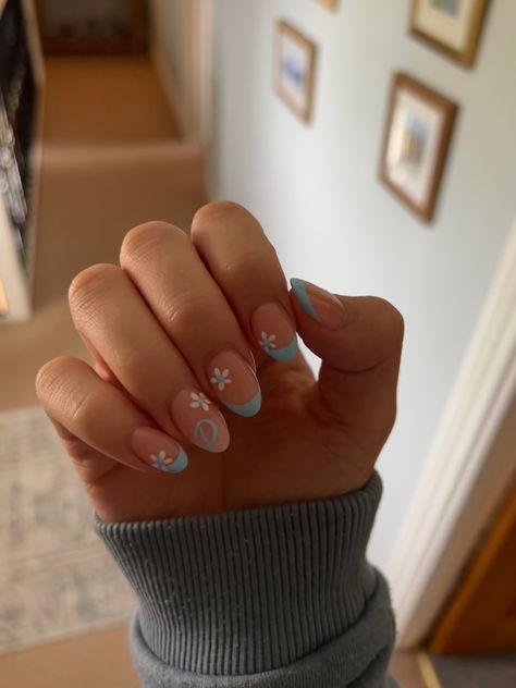 Nails With His Initials Almond, White Nails With C Initial, Flower Nails With Initial, Cute Nails With Boyfriends Initial Short, Almond Acrylic Nails With Initial, Blue Nails With Initials On Them, Short Acrylics With Initial, Blue French Tip Nails With Initial, Nails With His Initials Blue