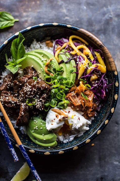 Steak Bowls, Bulgogi Marinade, Grain Bowl Recipe, Korean Bulgogi, Makanan Italia, Bo Bun, Steak And Rice, Half Baked Harvest Recipes, Bbq Steak