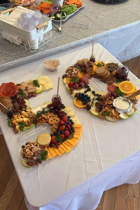 50 Year Old Surprise Birthday Party, 50 Birthday Food Ideas, 50th Birthday Buffet Ideas, Birthday Decor 50th, Food For 50th Anniversary Party, 50 Male Birthday Party Ideas, 50th Surprise Birthday Party Mom, 50 Surprise Party Ideas, Mom 50th Birthday Ideas Decoration