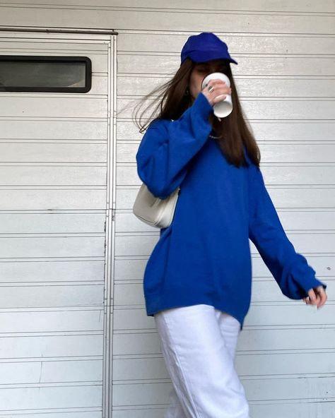 Blue Adidas Outfit, Aesthetic Azul, Blue Woman, Aesthetic Blue, Adidas Outfit, Girl Swag, Swag Outfits, Blue Adidas, Blue Aesthetic