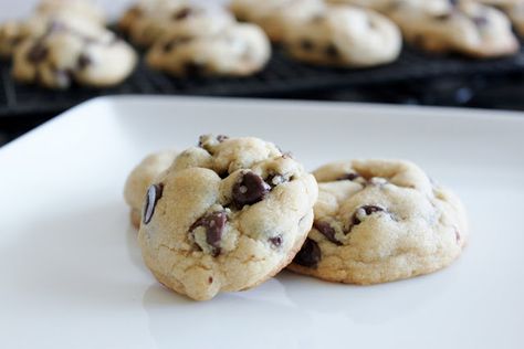 Cooper Cookin': Puffy Chocolate Chip Cookies Puffy Chocolate Chip Cookies, Fluffy Chocolate Chip Cookies, Gluten Free Chocolate Chip Cookies, Chocolate Chip Cheesecake, Cooking Cookies, Peanut Butter Chocolate Chip Cookies, Perfect Chocolate Chip Cookies, Cheesecake Cookies, Best Chocolate Chip Cookie