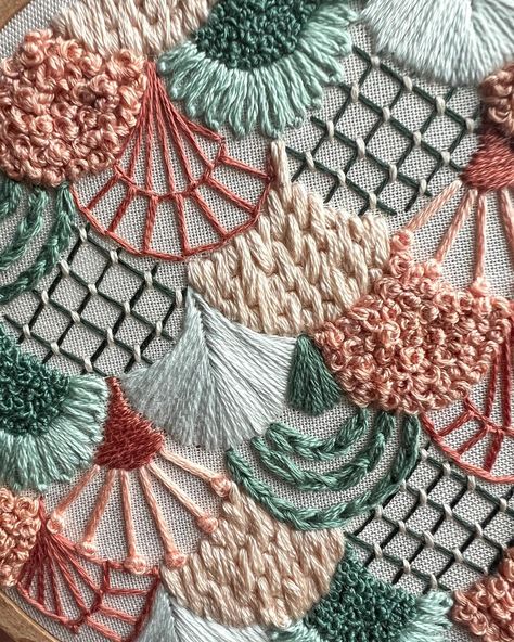 SOLD - Fine tuning this scallop pattern with a softer, beachy color palette #embroidery #embroi̇deryart #handembroidery #modernembroidery #abstractembriodery #patterndesign #fiberart #damngoodstitch #dmcembroidery #dmcthreads Abstract Embroidery Patterns, Beachy Color Palette, Textile Design Pattern, Scallop Embroidery, Beachy Colors, Scallop Pattern, Simple Hand Embroidery Patterns, Embroidered Hoop, Abstract Embroidery