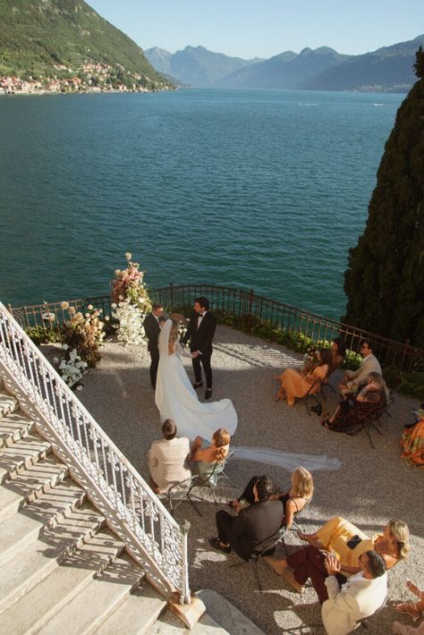 lake como wedding Lake Como Villas, Wedding At Lake, Romantic Ceremony, Garden Reception, Como Wedding, Lake Como Wedding, Girls Vacation, Tuscany Wedding, Lake Como