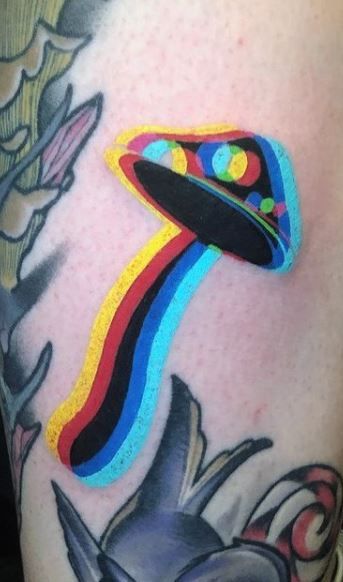 Groovy Mushroom Tattoo, Phycadelic Mushroom Tattoo, Physchedelic Tattoos, Physcadelic Tattoo Ideas, Cool Trippy Tattoos, Trippy Color Tattoo, Phsycadellic Tattoo, Psydelic Tattoos, Happy Mushroom Tattoo