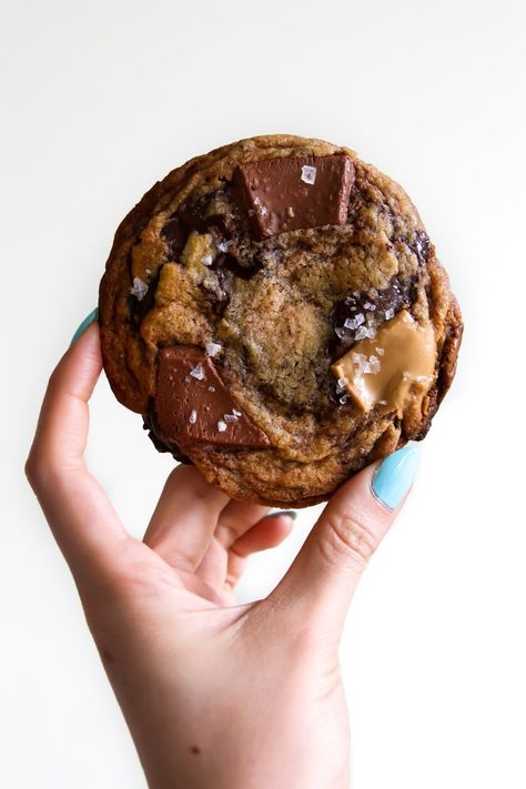 Chocolate Chunk Cookie Recipe, Valrhona Chocolate, Culinary Lavender, Toffee Cookies, Best Chocolate Chip, Best Chocolate Chip Cookie, Chocolate Chunk Cookies, Best Chocolate, Chocolate Chip Cookie