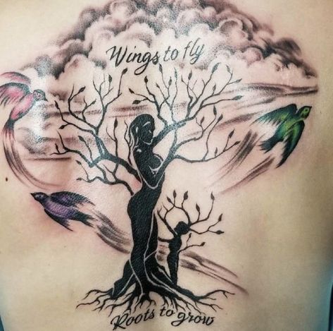 Tattoo Ideas For Moms, Family Tree Tattoo, Mommy Tattoos, Tree Tattoo Designs, Inspiration Tattoos, Mother Tattoos, Geniale Tattoos, Tatuaje A Color, Tree Of Life Tattoo