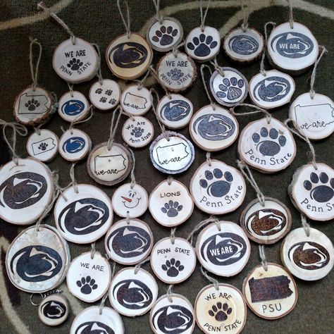 Go Penn State!!! Great game last night! Penn State Christmas Tree, Penn State Crafts, Wood Burned Christmas, Disc Ornaments, State Christmas Ornaments, State Crafts, Christ Centered Christmas, Cricket Ideas, State Ornaments