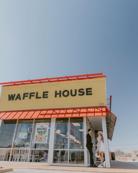 Waffles & Weddings 💍 • • • Hosts: @hannahrb.photography @eventsxevermore Models: Jordan and Mikah @joandmikah Makeup: Savanna @aestheticsxsav Dress: raw golden rentals @rawgoldenrentals Jewelry: Bridal by Morgan @bridal_bymorgan • • • #HuntsvillePhotographer #HuntsvilleWeddingPhotographer #AlabamaWeddingPhotographer #ALWeddingsMag #AlabamaWeddings #SouthernWeddings #SouthernBride #AlabamaPortraits #DestinationWeddingPhotographer #HometownBrideGuide #PortraitPhotographer #BlushingBride #The... Waffle House Engagement Photos, Waffle House Photoshoot, House Photoshoot, Fun Engagement Photos, Waffle House, Southern Bride, Bride Guide, Alabama Weddings, Courthouse Wedding