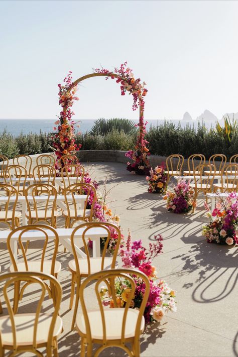 Colorful Beach Wedding Decor, Wedding Summer Decorations, Garden Party Beach Wedding, Outdoor Colorful Wedding, Vibrant Beach Wedding, Wedding With Pink Color Schemes, Salmon Colored Wedding, Wedding Ceremony Colorful, Beach Wedding Pink Color Schemes