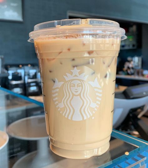 13 Best Vanilla Starbucks Drinks To Order Sweet Starbucks Iced Coffee Vanilla, Vanilla Starbucks Orders, Vanilla Coffee Starbucks Drinks, Simple Starbucks Orders, Starbucks Vanilla Drinks, Sweet Vanilla Starbucks Drinks, Blonde Starbucks Drinks, Starbucks Vanilla Latte Recipe, Vanilla Latte Starbucks Order