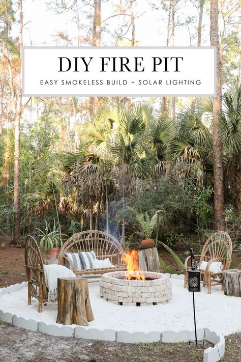 Solar Lights Fire Pit, Fire Pit With Lights, Build Fire Pit, Fire Pit In The Woods, Sand Fire Pits, Fire Pit Patio Ideas, Rustic Fire Pit, Outdoor Fire Pit Area, Bonfire Pits